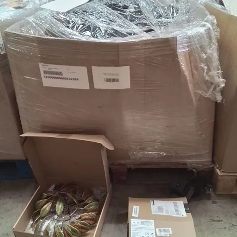 PALLET OF JEWELLERY,HEATH AIDS AND TECH PRODUCTS TO INCLUDE;DREAM CATCHER,PLUG SOCKETS,WATER FEATURE LED ORNAMENT 