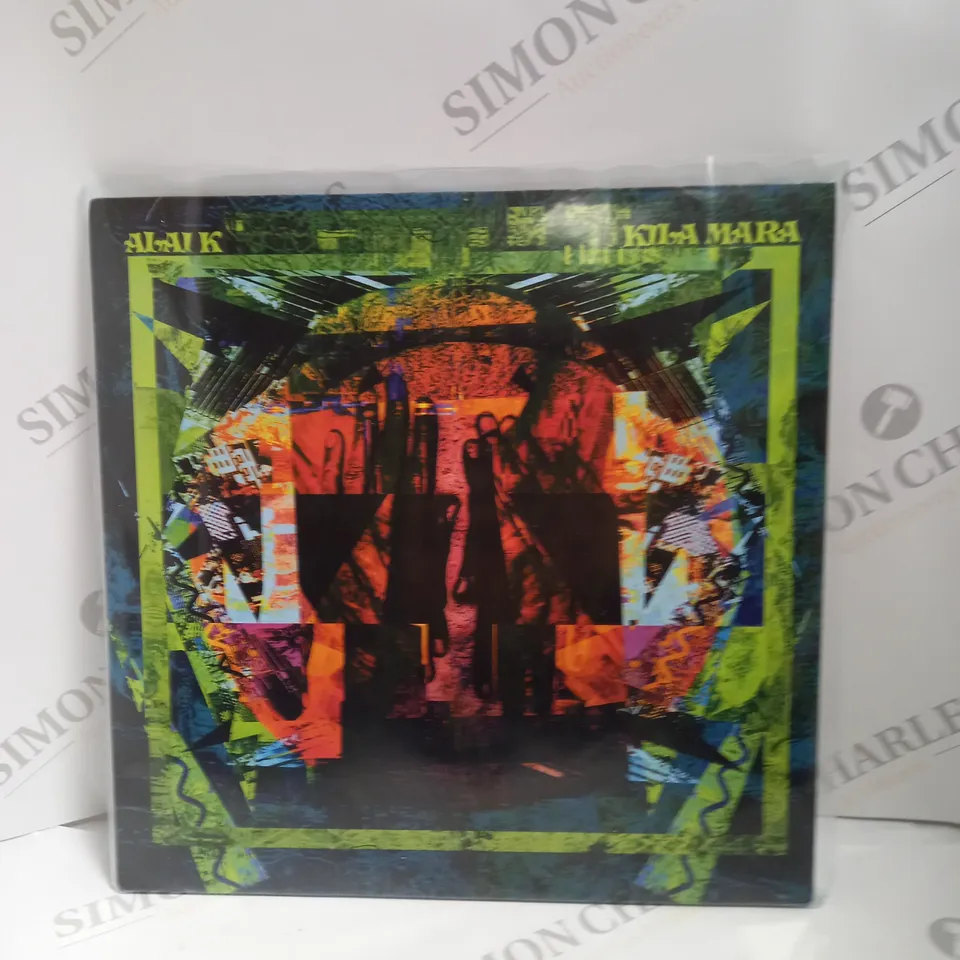 BOX TO CONTAIN APPROX. 10 X ASSORTED MUSIC VINYL'S. ARTISTS VARY 