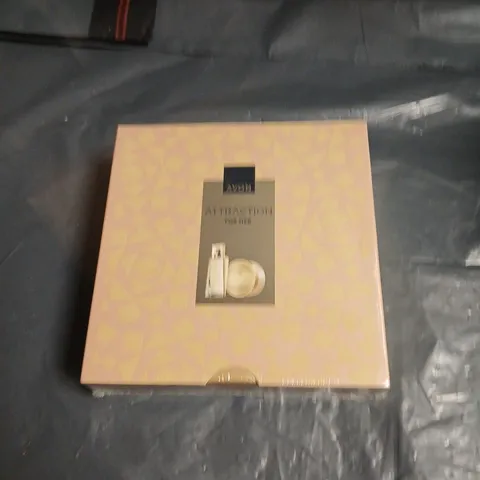 AVON FRAGRANCE FOR HER GIFT SET 
