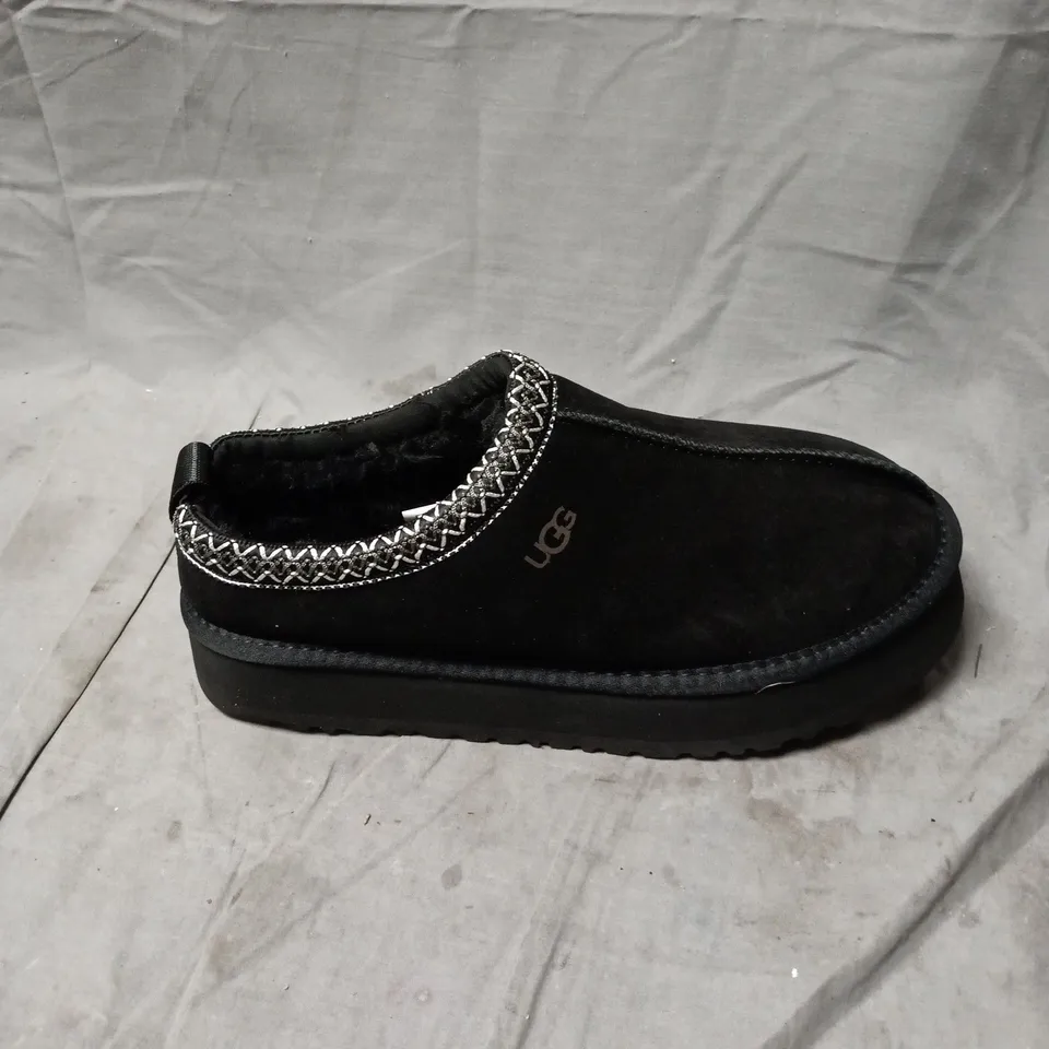 UGG BLACK SUEDE SLIPPERS WITH SILVER BRAIDED TRIM – SIZE 12.5