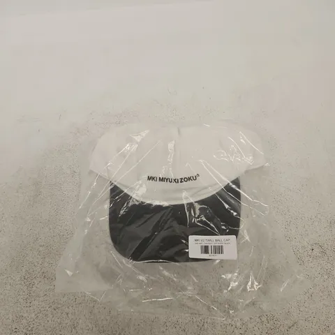 MKI MIYUKI ZOKU TWILL BALL CAP – OFF WHITE / BLACK