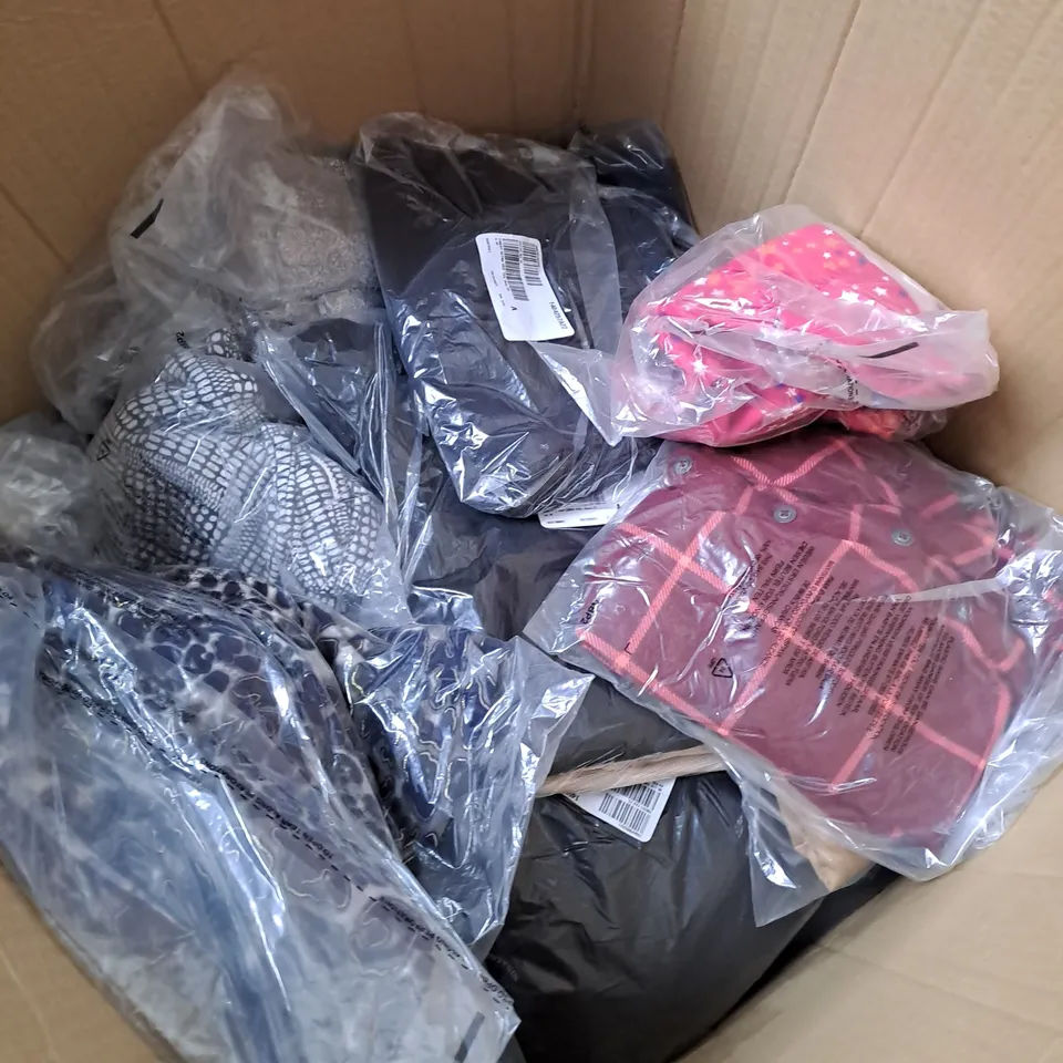 BOX OF ASSORTED CLOTHING ITEMS TOO INCLUDE COATS , TOPS, AND TROUSERS   ETC. 