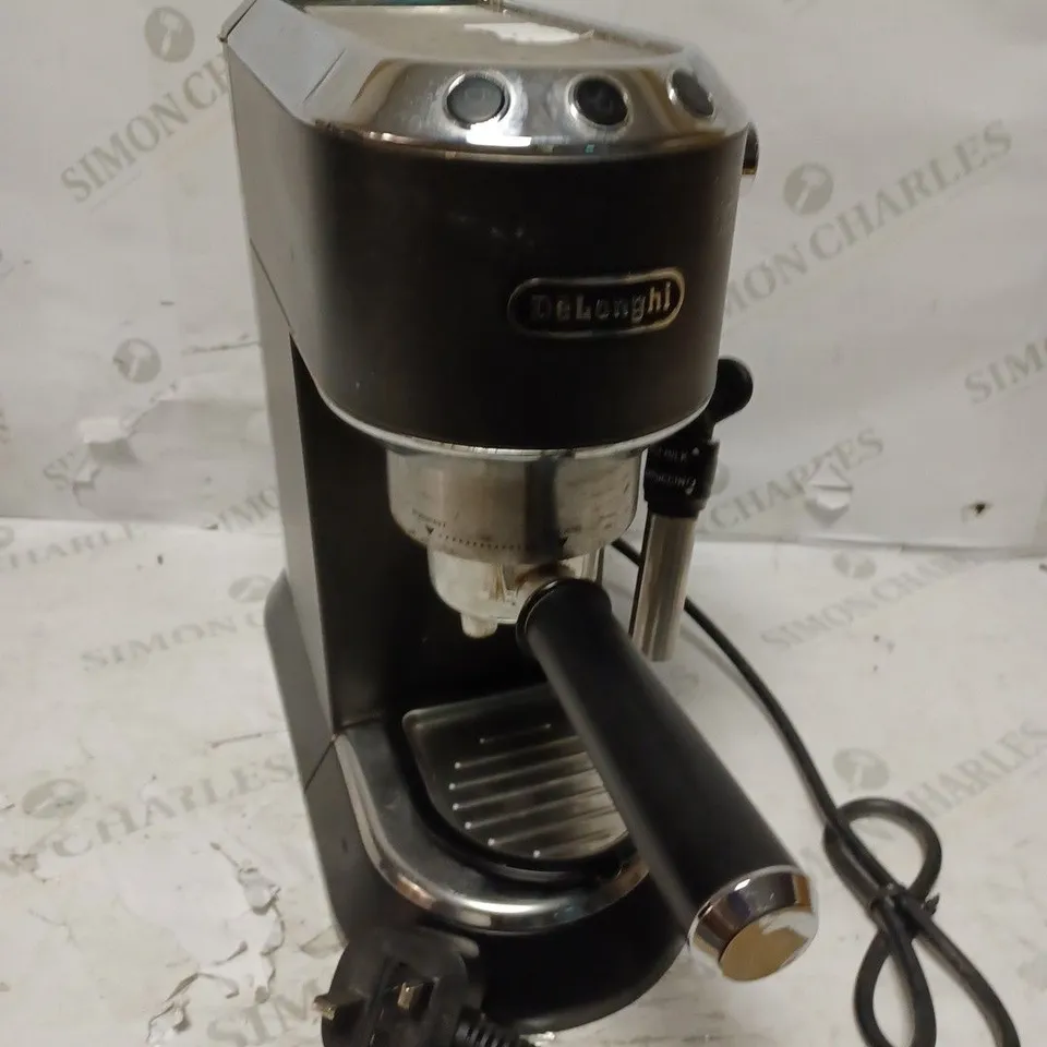 DE'LONGHI DEDICA ARTE METALLICS ESPRESSO COFFEE MACHINE - GREY