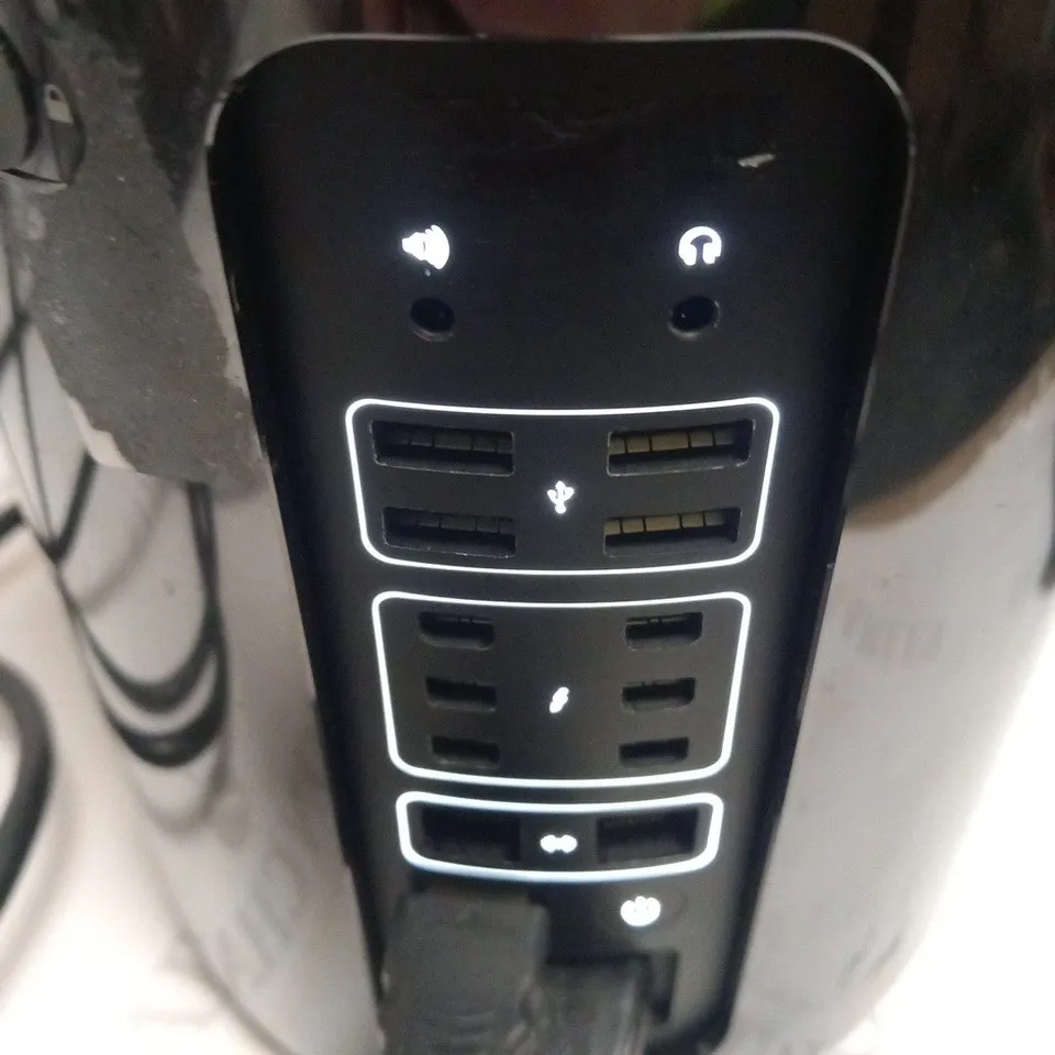 APPLE MAC PRO 6.1 A1481 DESKTOP COMPUTER