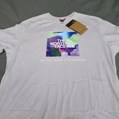 THE NORTH FACE GRAPHIC TEE SIZE SMALL