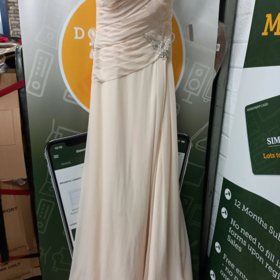 SINCERITY IVORY EMBELLISHED WEDDING DRESS IN CHAMPAGNE - USA 12