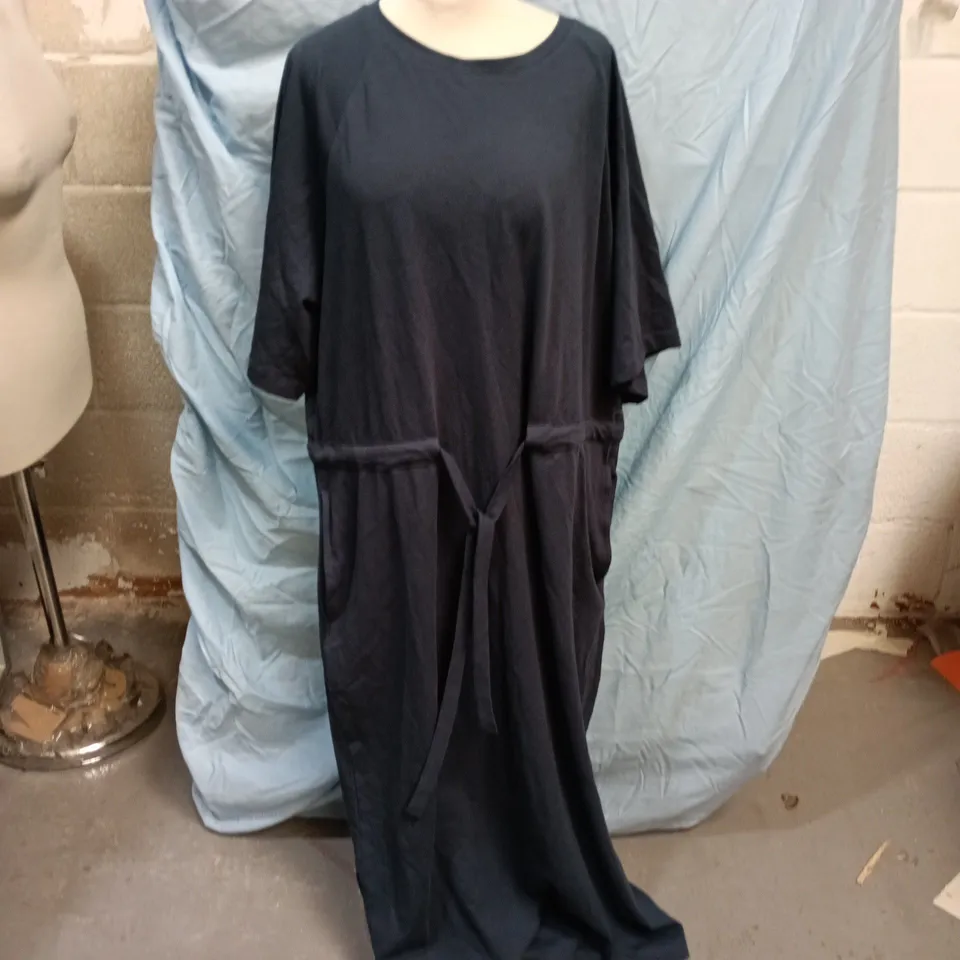 LTS WOMEN'S BLACK MAXI DRESS WITH WAIST BELT, UK 18 (EUR 46 US 14)