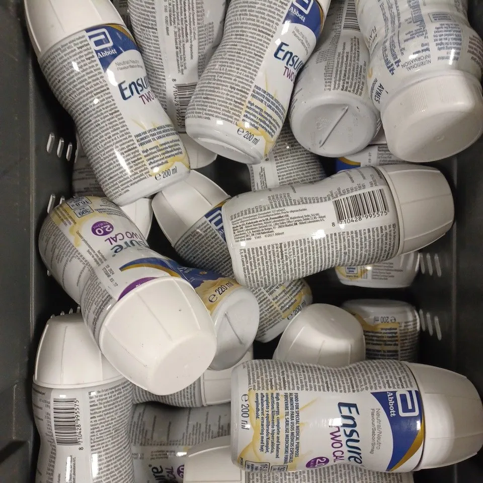 APPROXIMATELY 20 ABBOTT ENSURE TWO CAL 200ML FOOD SUPPLEMENT DRINKS 