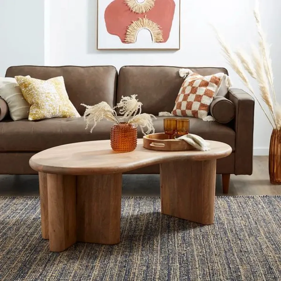 BOXED LUDO KIDNEY SHAPED COFFEE TABLE, MANGO WOOD - MIDTONE MANGO WOOD (1 BOX)