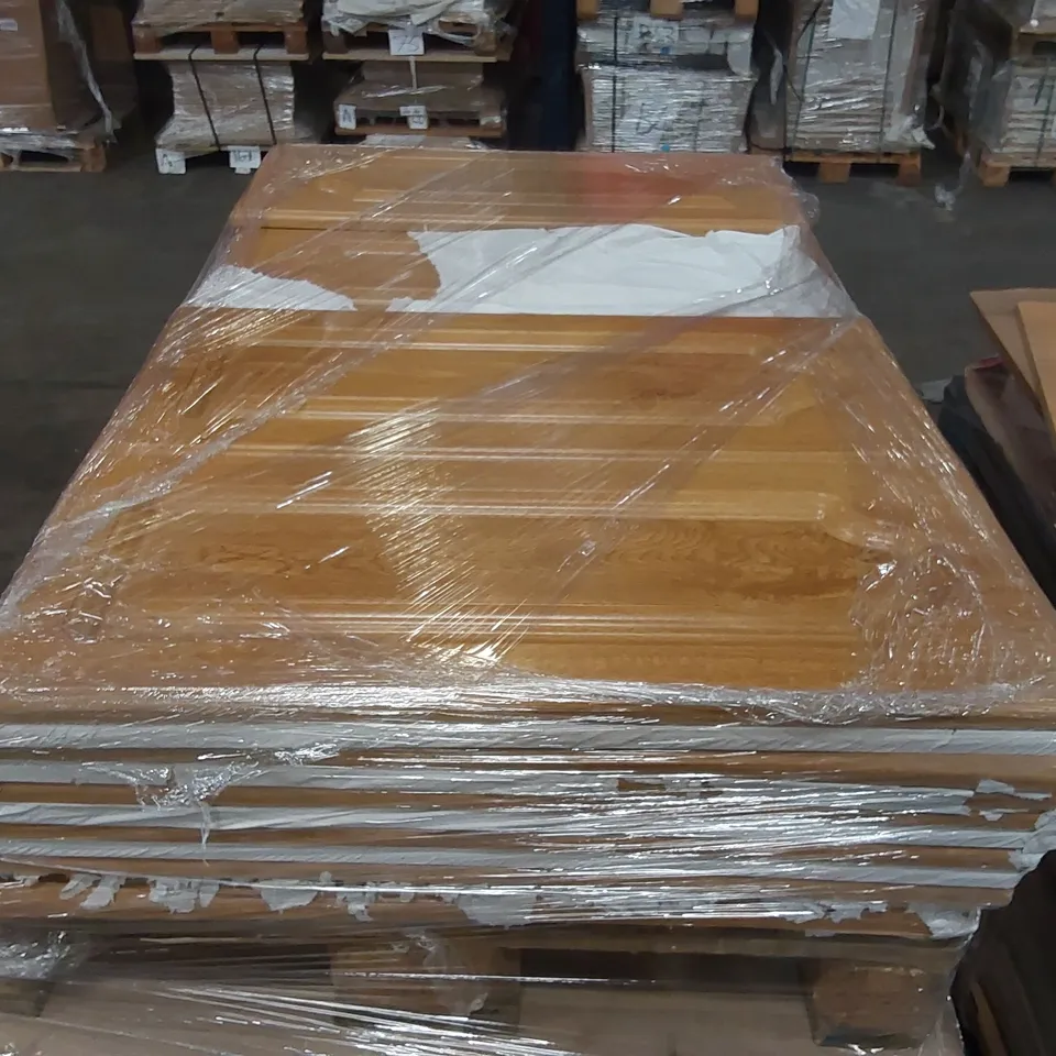 PALLET OF LARGE QUANTITY OF KITCHENS/BEDROOM REPLACEMENT CABINET DOOR/DRAWER/END PANELS IN ASSORTED SIZES