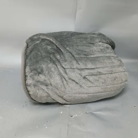 BOXED COZEE HOME OVERSIZED HEATED WRAP IN SILVER/GREY