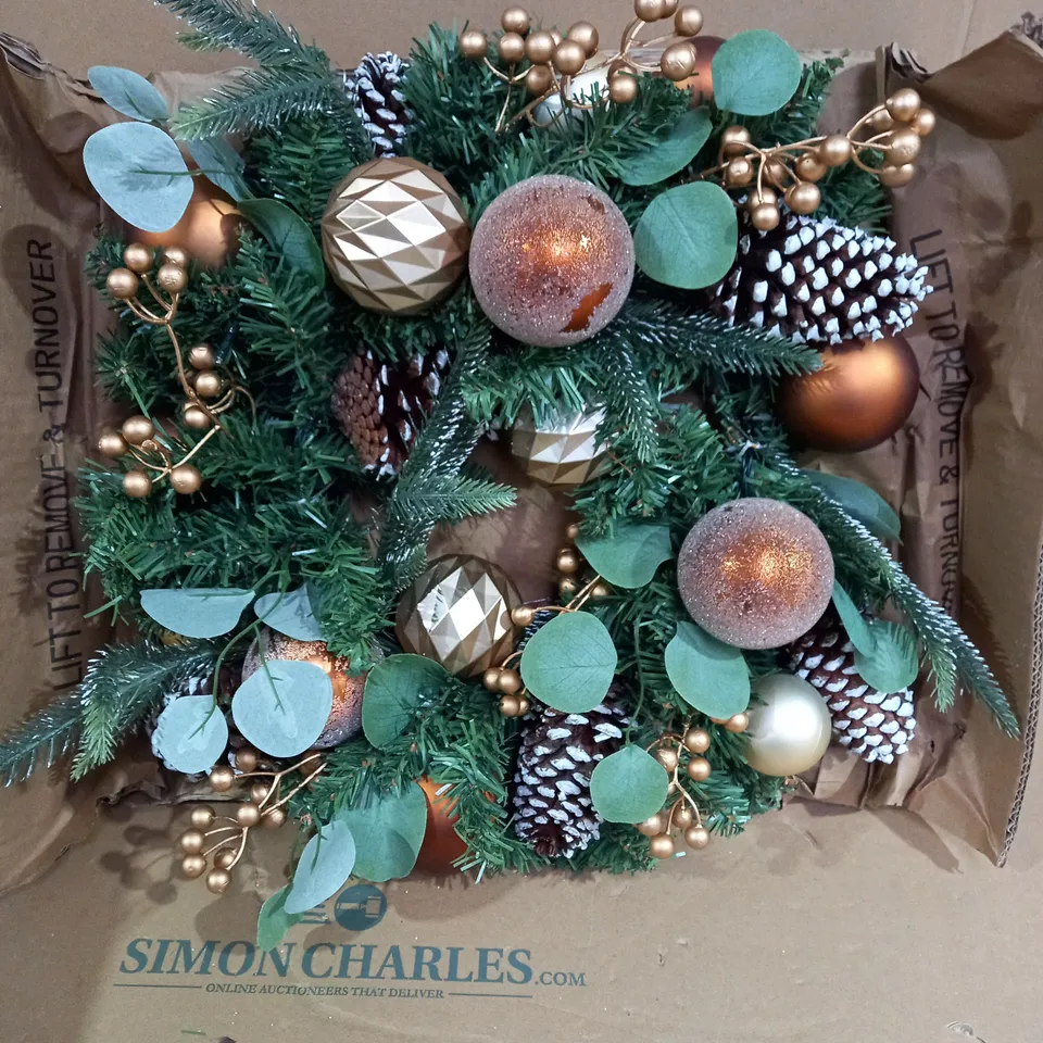 COPPER AND GOLD PRE-LIT FESTIVE WREATH RRP £39.99