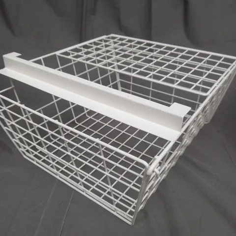 BOXED ROWNO LETTER CAGE IN WHITE