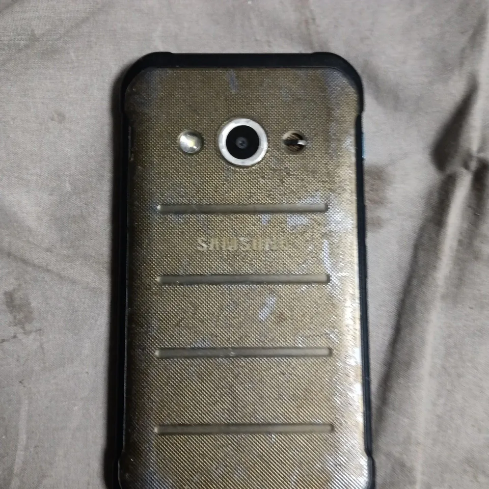 SAMSUNG GALAXY XCOVER 3 SMARTPHONE