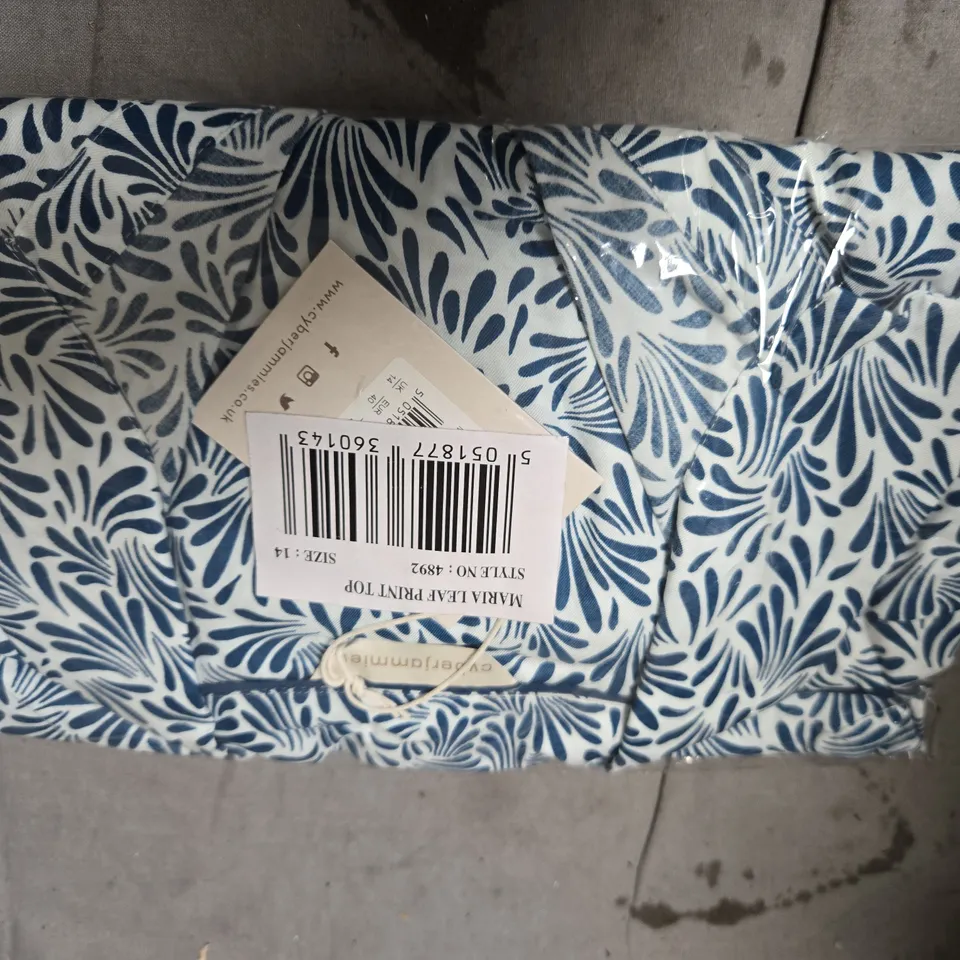 BOX OF APPROXIMATELY 25 ASSORTED CLOTHING ITEMS INCLUDING MARIE JO BRIEFS , PRIMA DONNA TWIST BRIEFS , CYBERJAMMIES KNIT TOP AND CYBERJAMMIES LEAF PRINT TOP