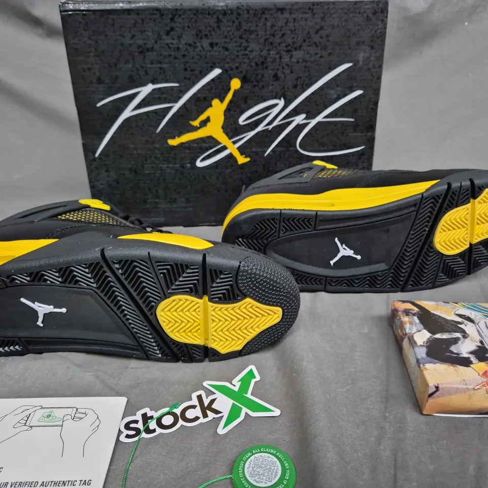 BOXED PAIR OF AIR JORDANS 4 RETRO UK 9,5 BLACK/WHITE/YELLOW 