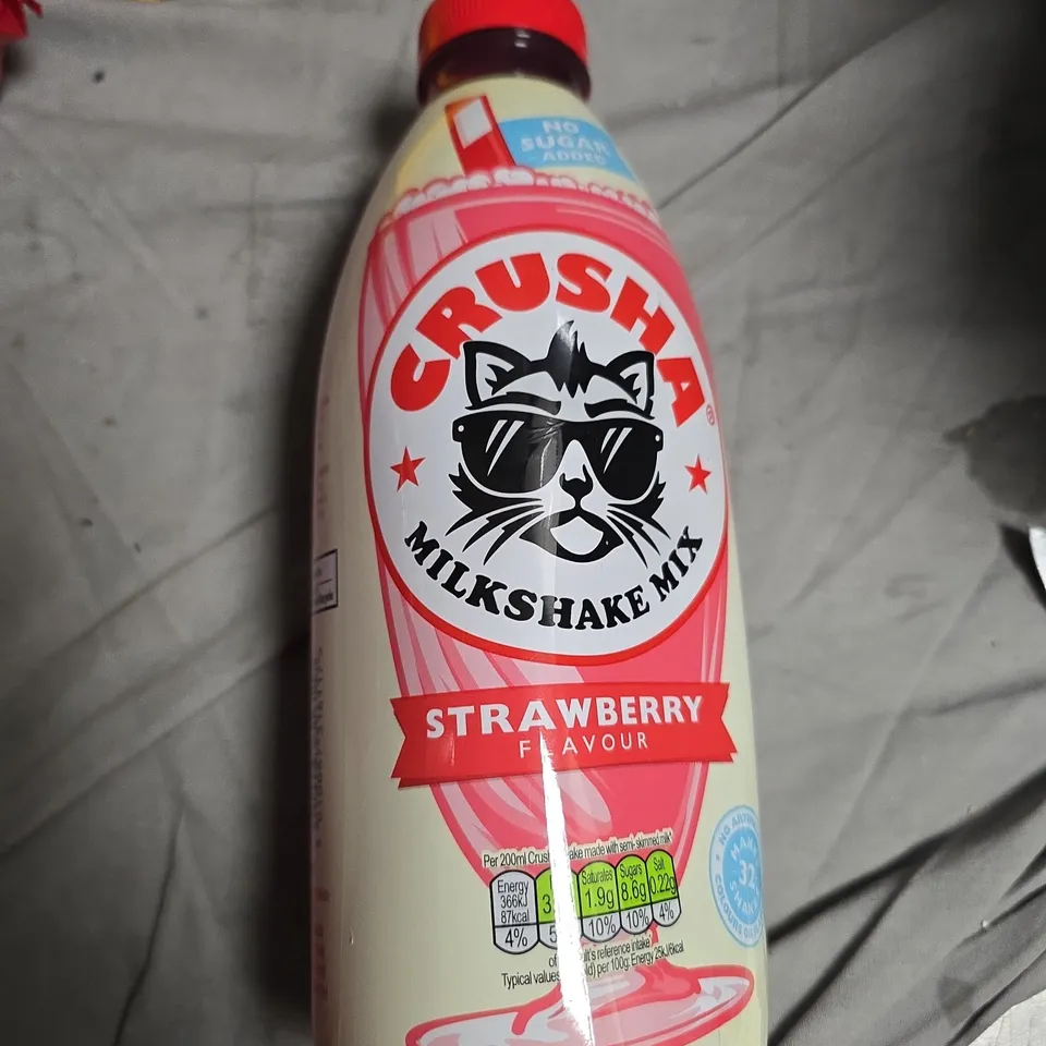 APPROXIMATELY 12 ASSORTED FOOD ITEMS INCLUDING RITUAL COFFEE , RENSHAW FONDANT ICING AND CRUSHA MILKSHAKE MIX