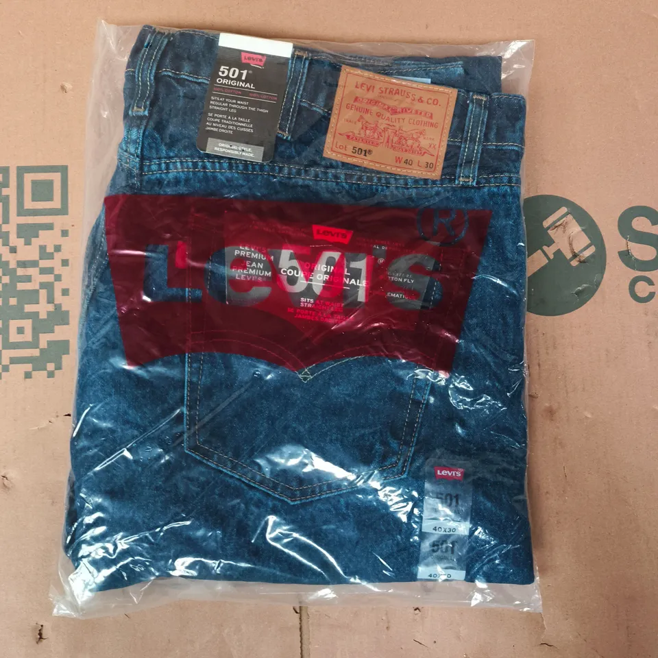 BAGGED LEVI'S 501 ORIGINAL JEANS IN BLUE SIZE 40/30