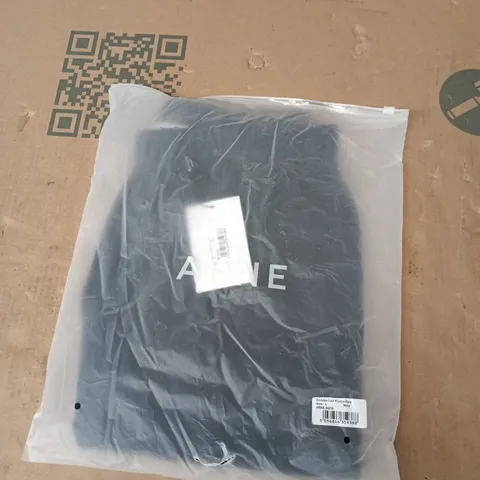ARNE EVERYDAY LUXE SHORT IN NAVY – UK SIZE L