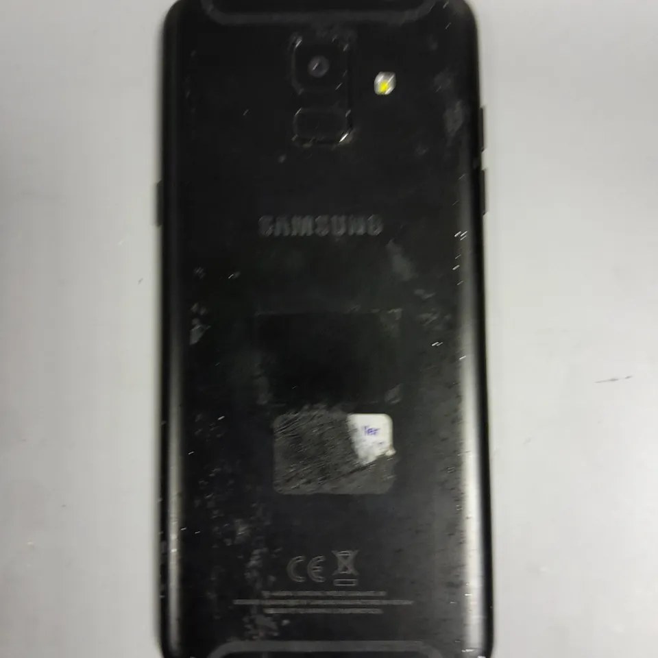 SAMSUNG GALAXY A6 SMARTPHONE