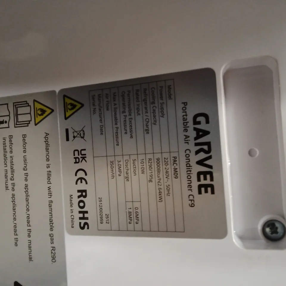 PORTABLE AIR CONDITIONER FC9 – WHITE PAC-M09