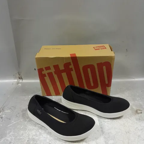 BOXED PAIR OF FITFLOP RACHEL MESH BLACK UK 5.5