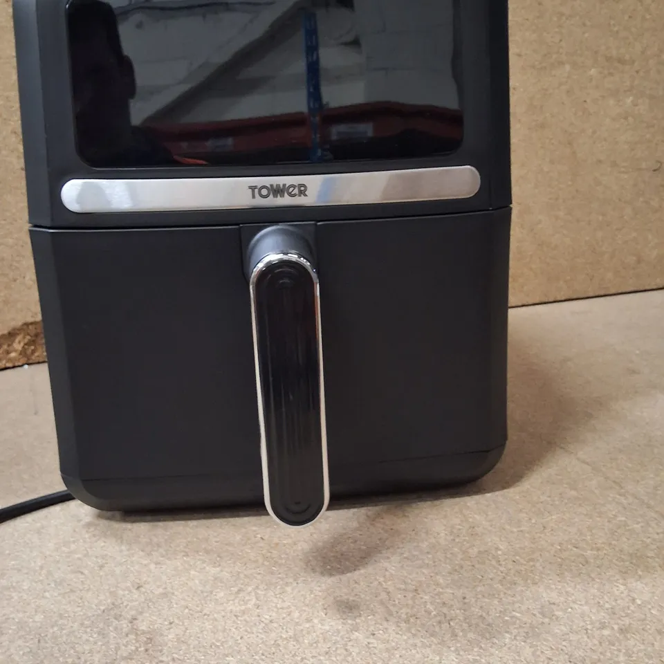 BOXED TOWER T17186 VORTEX 5L AIR FRYER WITH DIGITAL COLOUR DISPLAY
