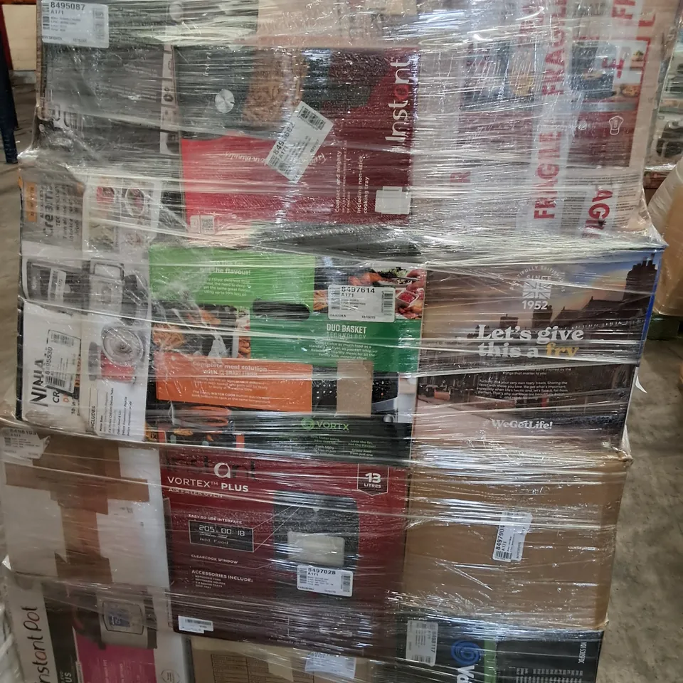 PALLET OF APPROXIMATELY 40 UNPROCESSED RAW RETURN HOUSEHOLD AND ELECTRICAL GOODS TO INCLUDE;