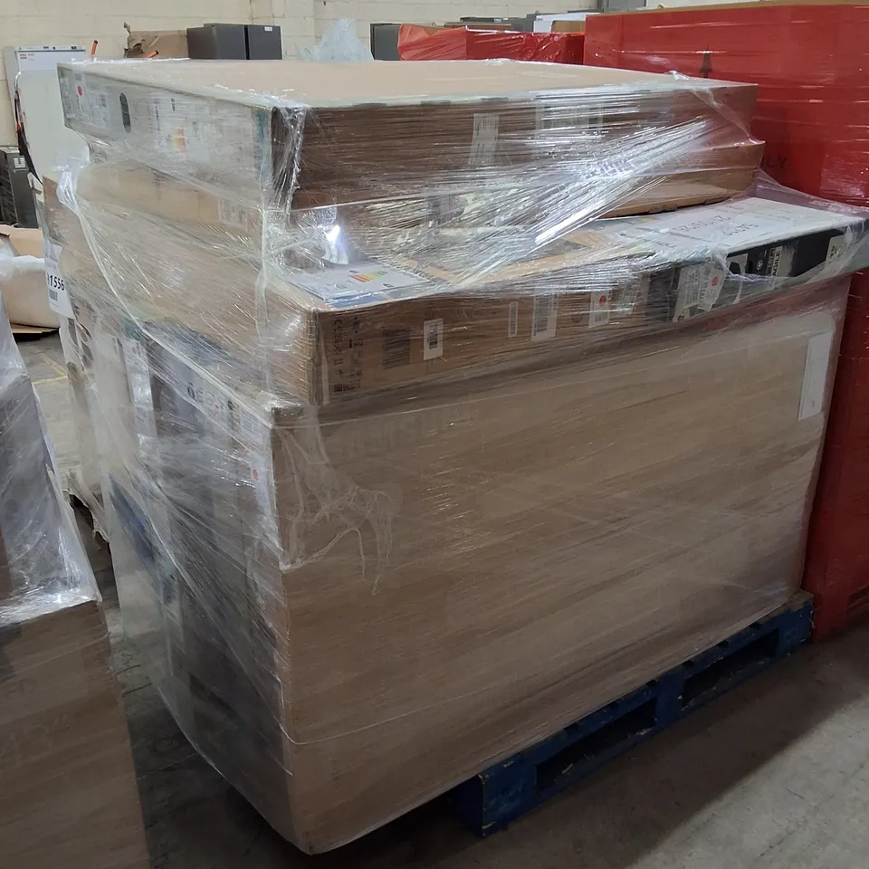 PALLET CONTAINING APPROXIMATELY 10 ASSORTED DAMAGED TVS