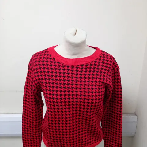 DOGTOOTH ROUND NECK JUMPER SIZE 16