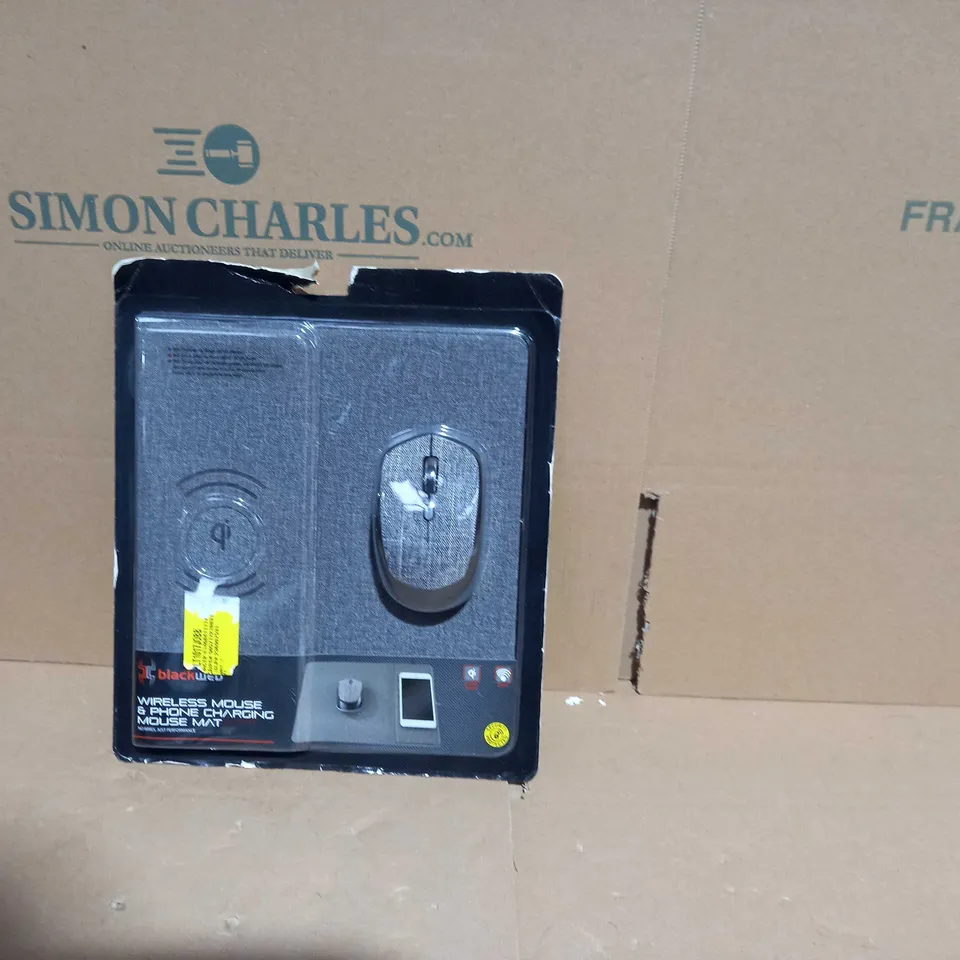 BLACKWEB WIRELESS MOUSE AND PHONE CHARGING MOUSE MAT