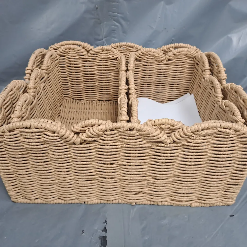 SET OF 3 SCALLOP STORAGE BASKETS