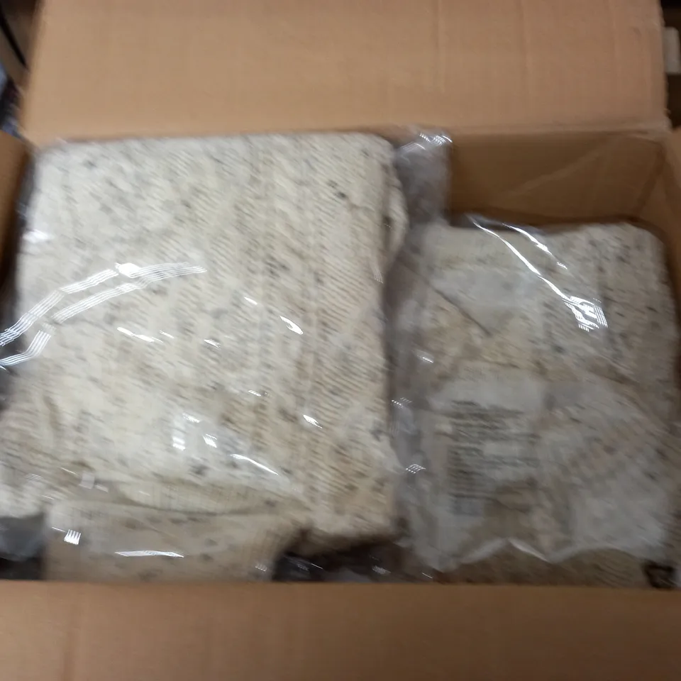 LOT OF 12 RONNIE KNIT JUMPERS - SIZE UNSPECIFIED