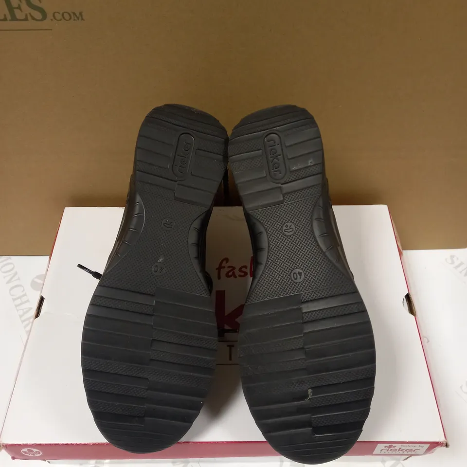RIEKER LACE TRAINER BLACK - SIZE 6.5