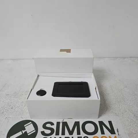 DIGITAL WIRELESS BACKUP CAMERA β CAR CAMERA KIT (BOXED)