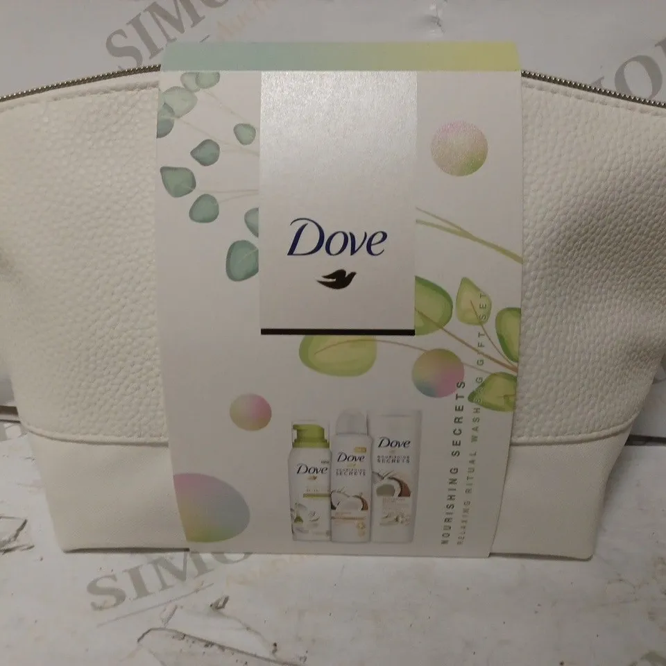 LOT OF 2 BRAND NEW DOVE NOURISHING SECRETS SHOWER BODY LOTION RELAXING RITUAL WASHBAG GIFT SETS