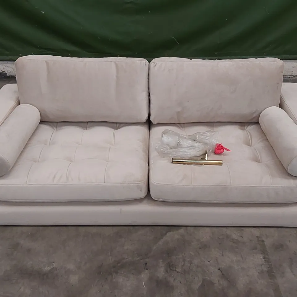 DESIGNER 3 SEATER CRUSHED VELVET SOFA WITH CUSHIONS 