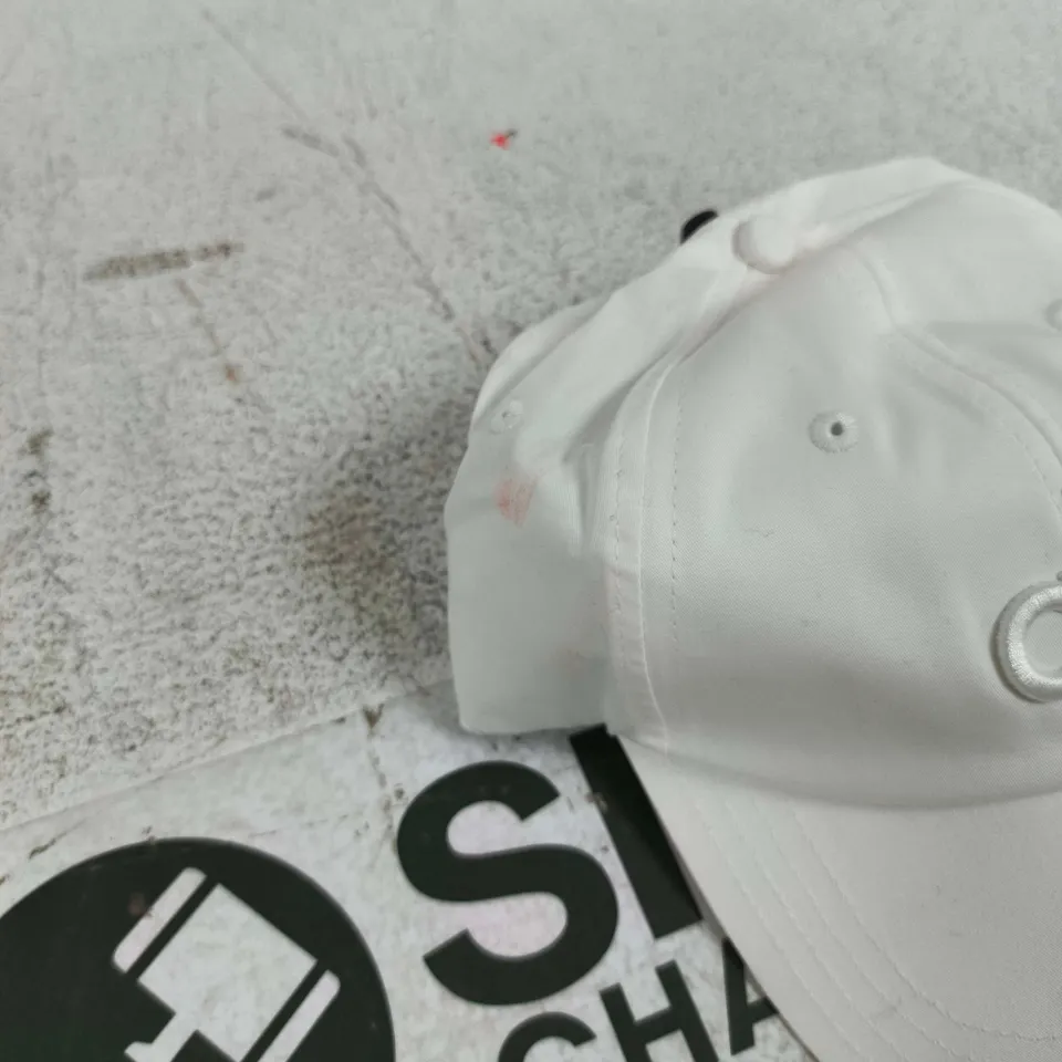 WHITE ALO CAP (DIRTY)