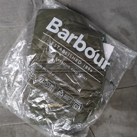 BAGGED BARBOUR REVERSIBLE QUILT/BORG FLEECE DOG COAT IN OLIVE/BROWN SIZE MEDIUM