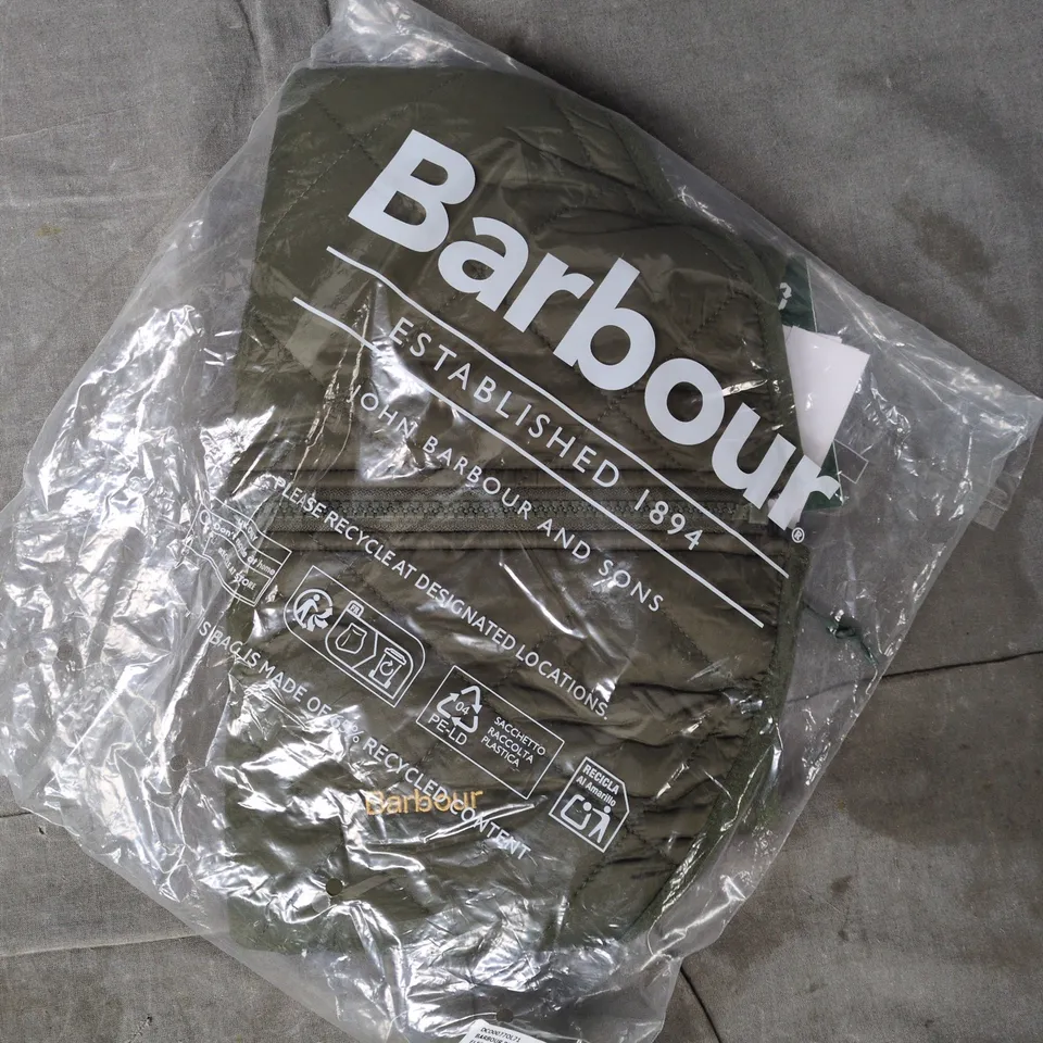 BAGGED BARBOUR REVERSIBLE QUILT/BORG FLEECE DOG COAT IN OLIVE/BROWN SIZE MEDIUM