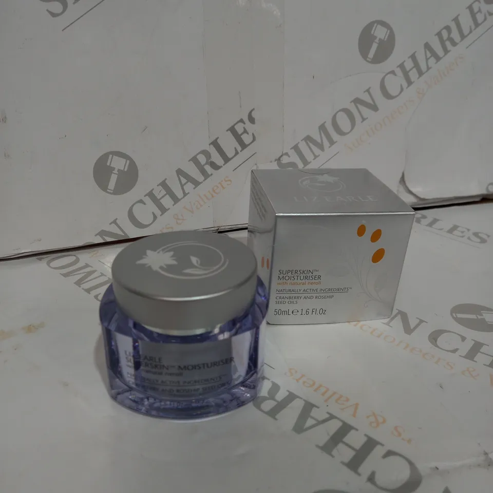 LIZ EARLE SUPERSKIN MOISTURISER UNFRAGRANCED 50ML