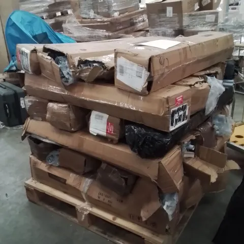 PALLET CON A LARGE QUANTITY OF NEO TUBE TENTS