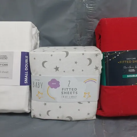 BOX OF APPROXIMATELY 10 ASSORTED BEDDING ITEMS TO INCLUDE FITTED SHEETS OF VARIOUS SIZES AND COLOURS - COLLECTION ONLY
