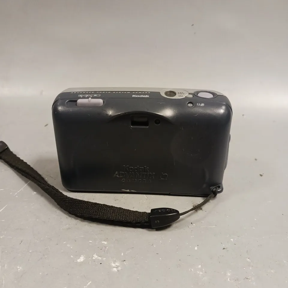 KODAK ADVANTIX F320 FILM CAMERA 
