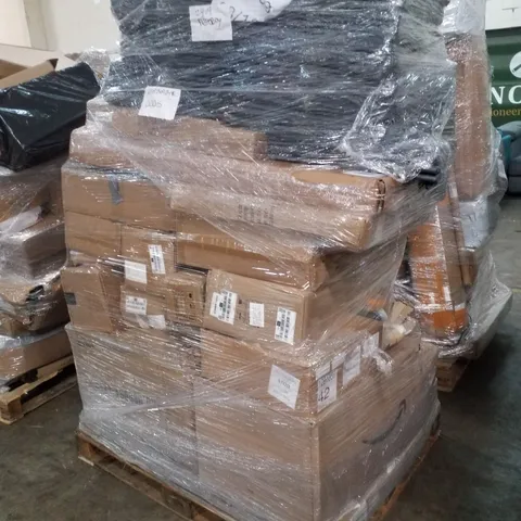 PALLET CONTAINING ASSORTED PRODUCTS INCLUDING CHANDELIER, BARBECUE GRILLS & BRAKE CALIPERS