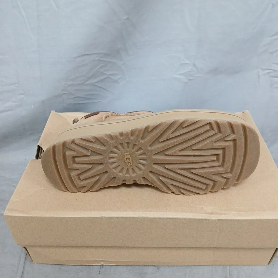 BOXED PAIR OF UGG SIDE ZIP SHOES - 5