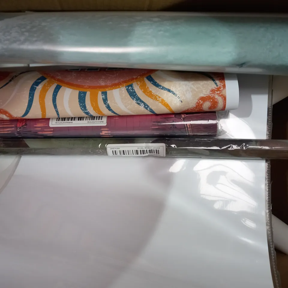 BOX OF APPROXIMATELY 10 ASSORTED ART PRINTS OF VARIOUS SUBJECTS AND STYLES