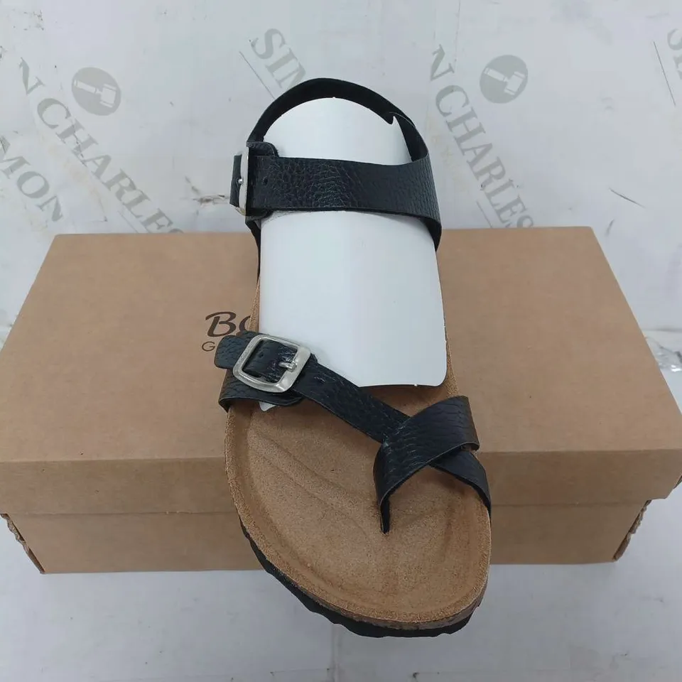 BOXED BONOVA SANDALS IN BLACK COLOUR SIZE 37