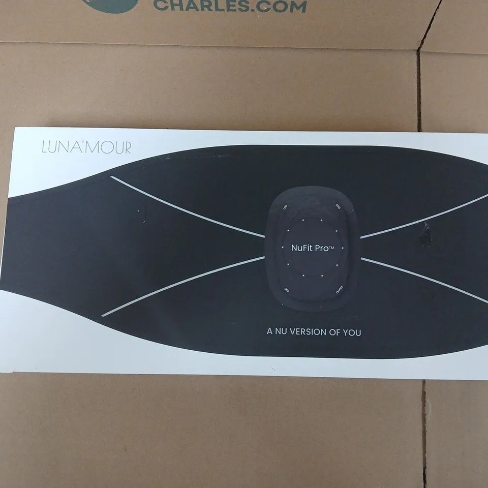 NUFIT PRO SKINCARE DEVICE – BOXED SET WITH CHARGER, MEASURING TAPE & SPRAY BOTTLE (LUNA'MOUR)