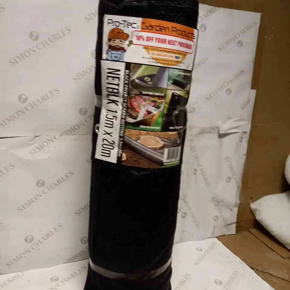 PRO TEC GARDEN PRODUCTS - BLACK PRIVACY SCREEN NETTING 
